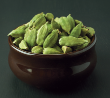 Load image into Gallery viewer, Green Cardamom