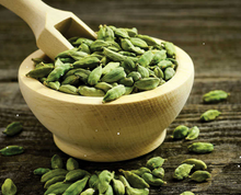 Load image into Gallery viewer, Green Cardamom